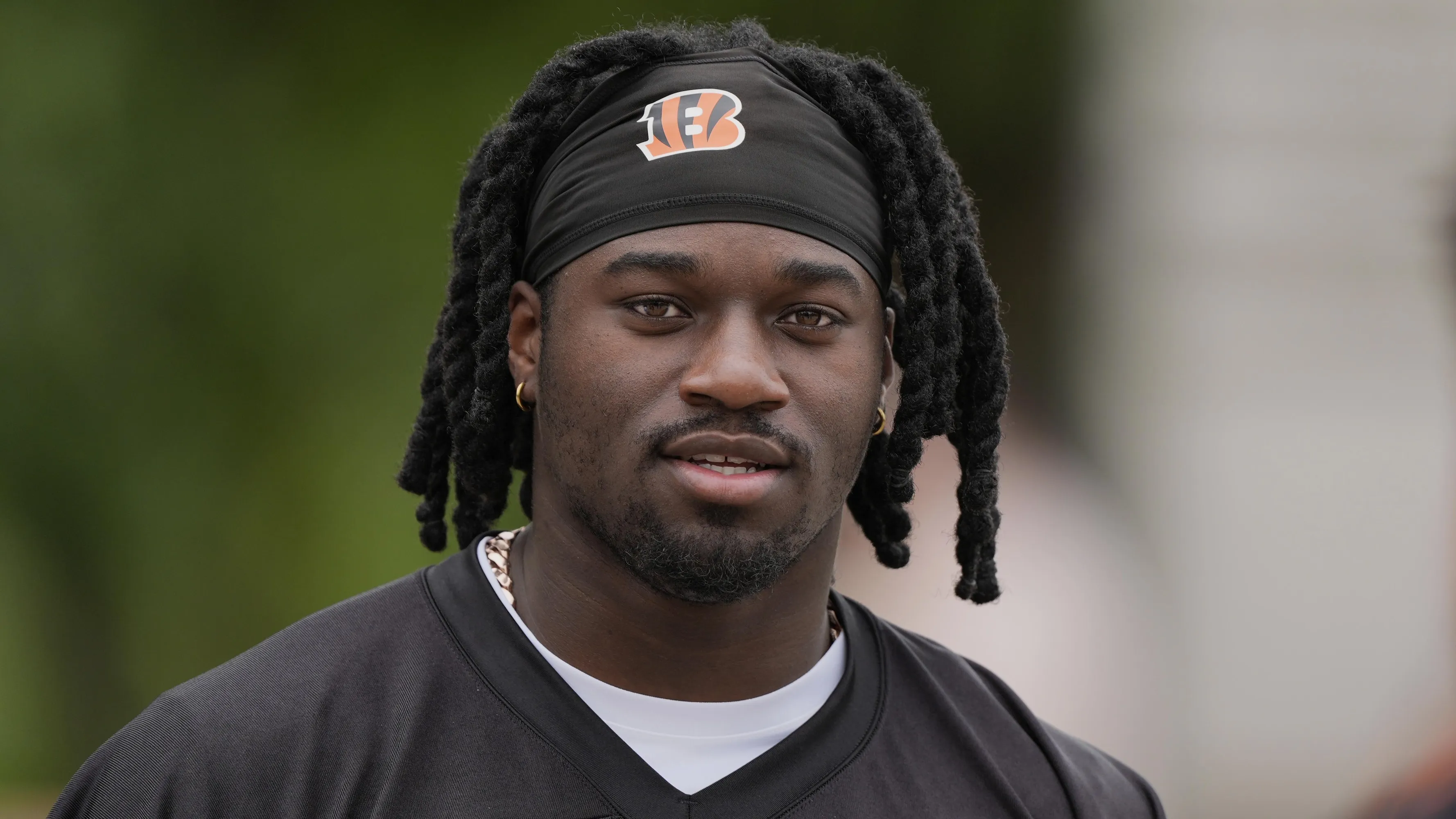 Shemar Stewart Dilaporkan Tinggalkan Minicamp Wajib Bengals di Tengah Sengketa Kontrak