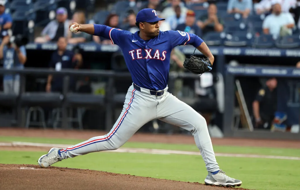 Rangers Memilih Kumar Rocker