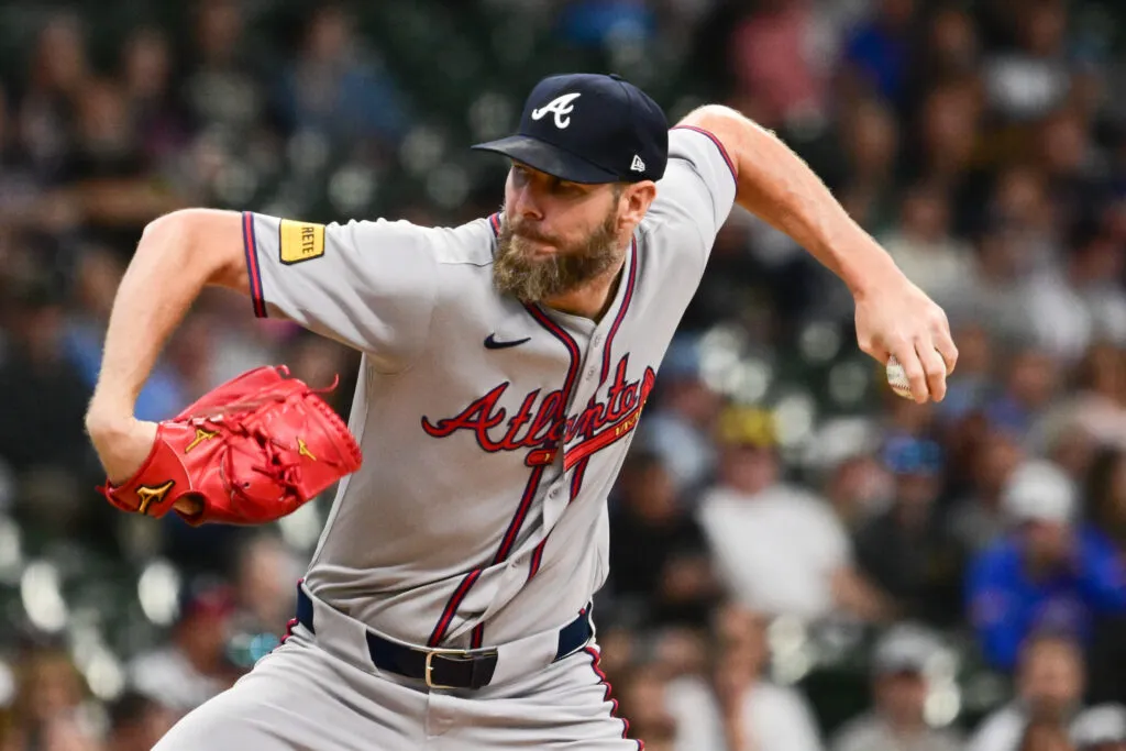 Braves Tempatkan Chris Sale di IL 15 Hari dengan Fraktur Tulang Rusuk