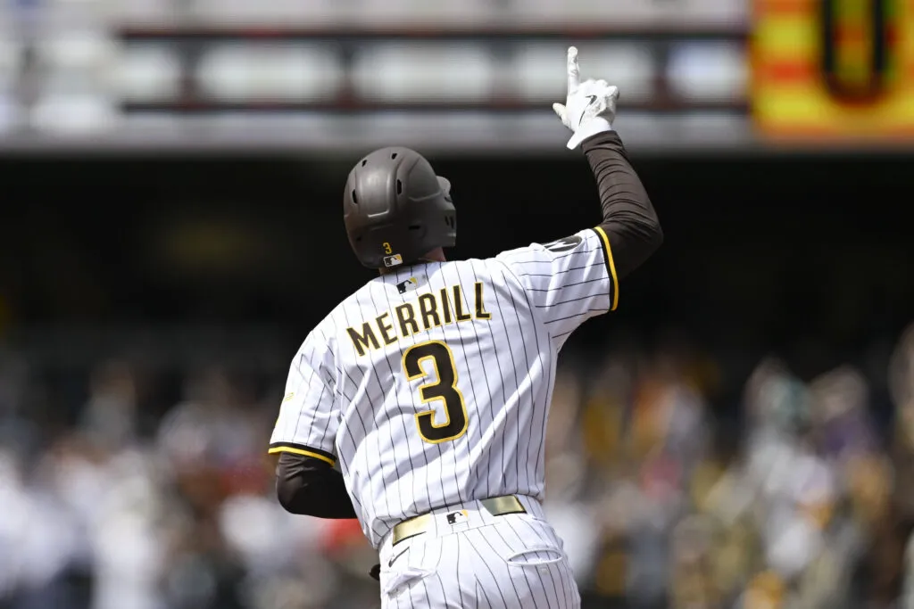 Padres Tempatkan Jackson Merrill di Daftar Cedera Gegar Otak, Pilih Trenton Brooks